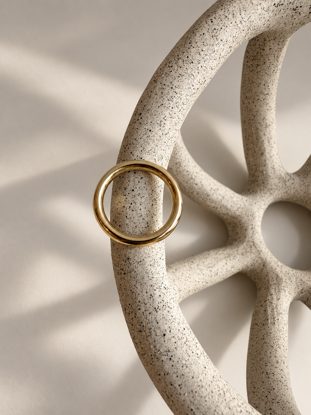 Solara Donut Band, Solid 14k Gold