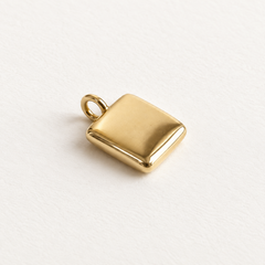 Forma Square Pendant, 14k Solid Gold