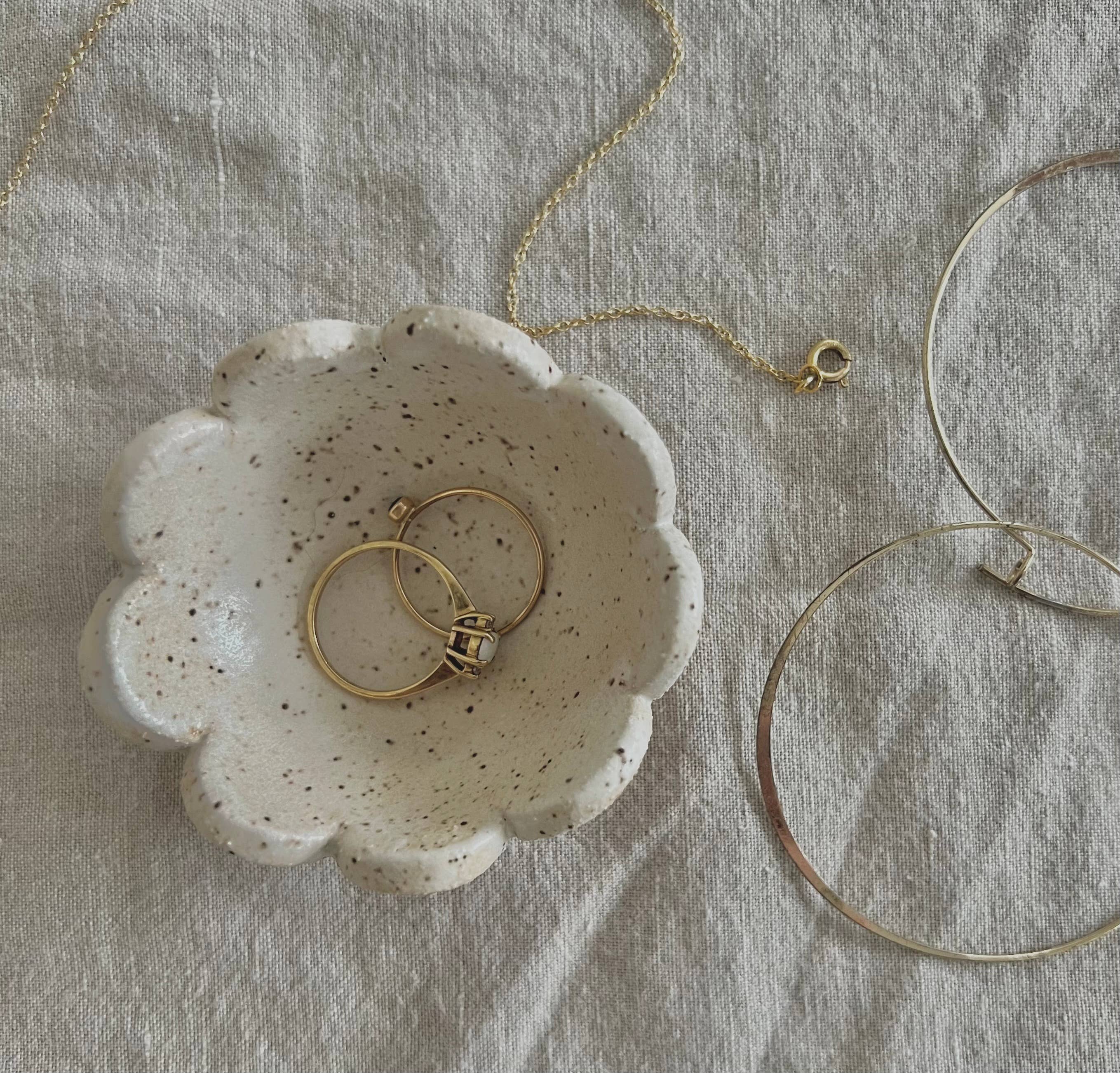 Cream Flower Ring Dish, Handmade holding rings on linen