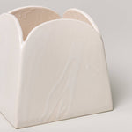Olto Vase Short, Glacé — close-up of the curved rim