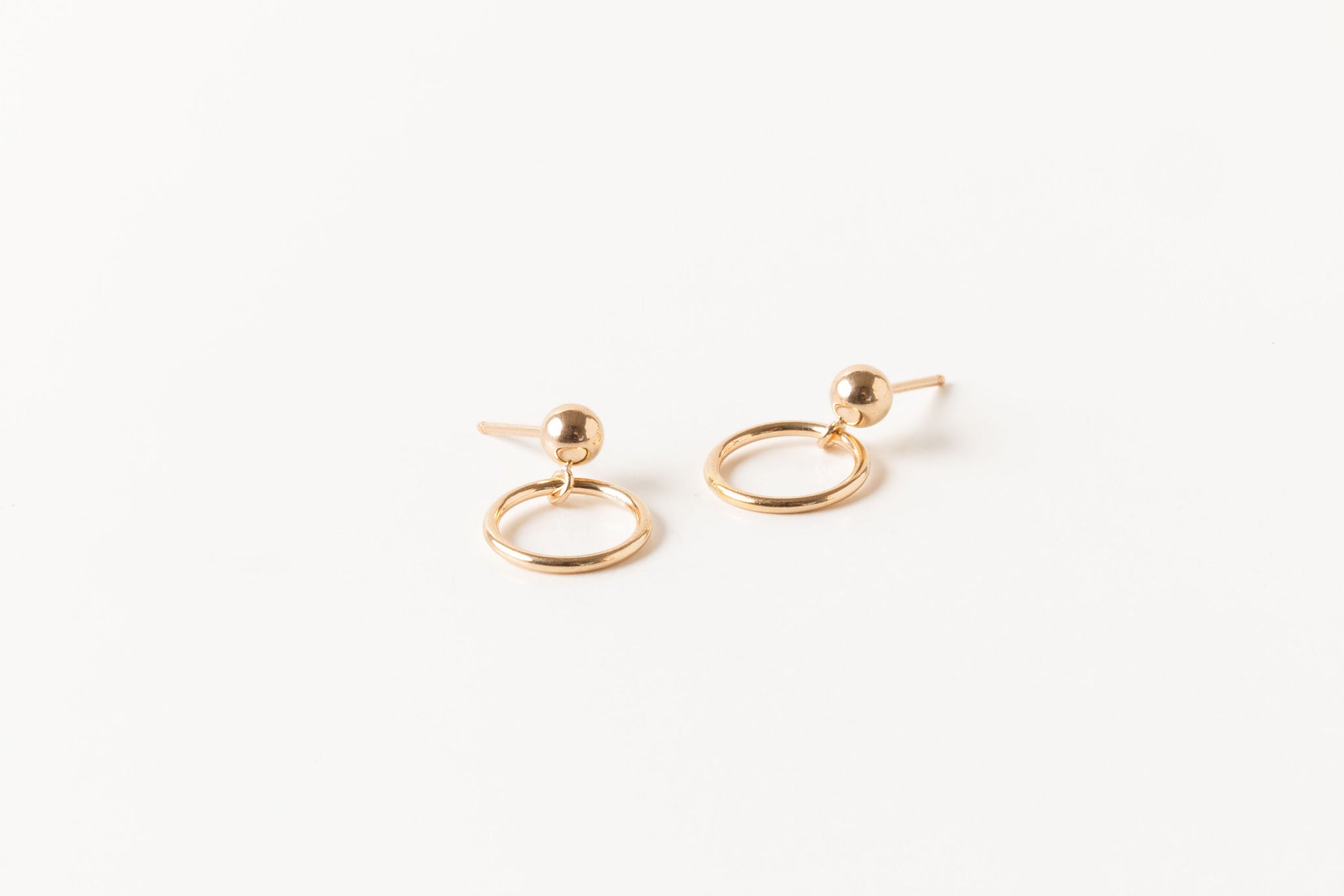 women's gold fill circle stud earrings, press & media sheena marshall jewelry